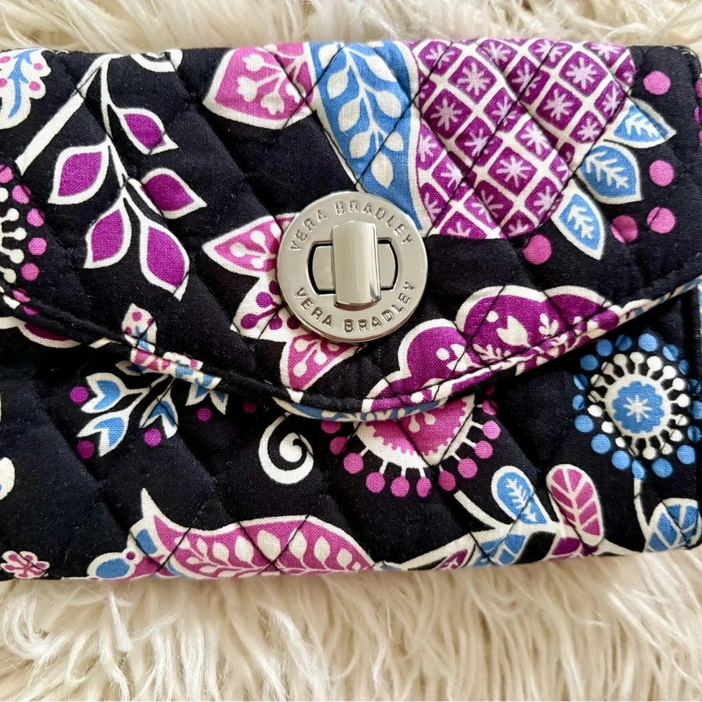 Vera Bradley Alpine Floral Your Turn Lock Wristlet Travel Smartphone RFID Wallet - Picture 8 of 11